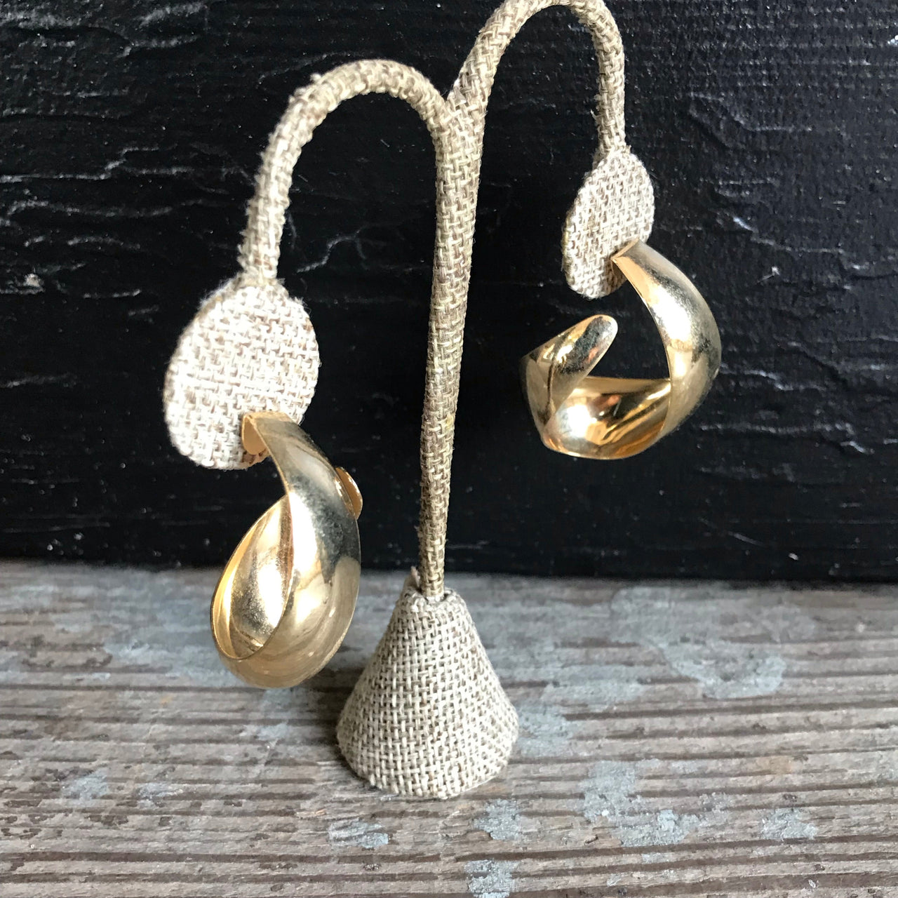Twist Around Goldtone Hoop Earrings Jewelry Bloomers and Frocks 